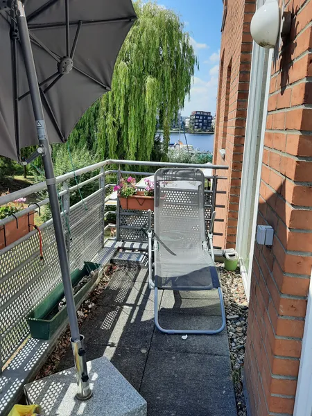 3-Zimmer-Wohnung in Köpenick sucht  Student für  W.G. Musiker bevorzugt! — photo 1